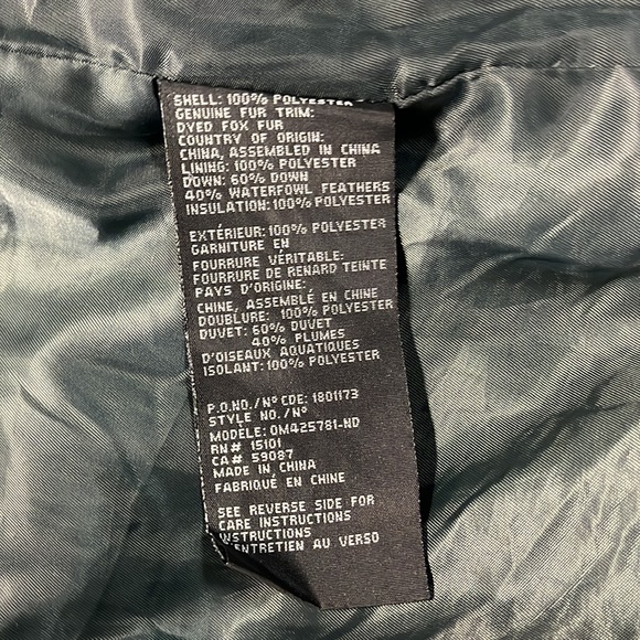 Pre-Owned 1 Madison Green Puffer Coat, Down and Waterfowl feather insulation. - Picture 16 of 16